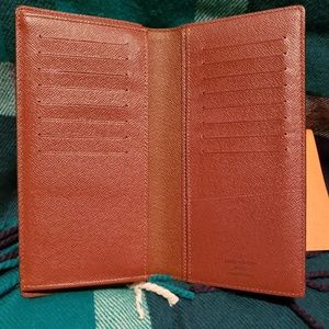 Louis Vuitton Brazza Wallet M66540